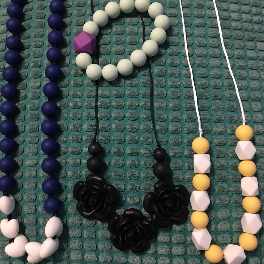 Teething necklaces